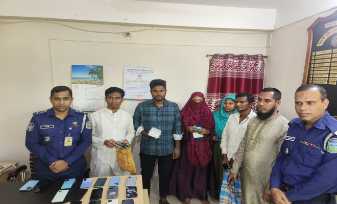 চুরি যাওয়া ৪০টি মোবাইল ফোন উদ্ধার