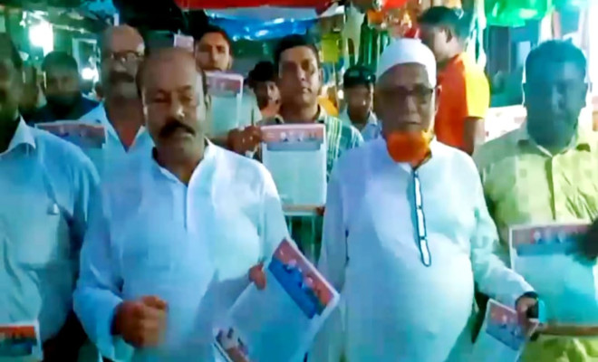 রৌমারীতে বিএনপির ৩১ দফা বাস্তবায়নে জনসংযোগ ও লিফলেট বিতরণ